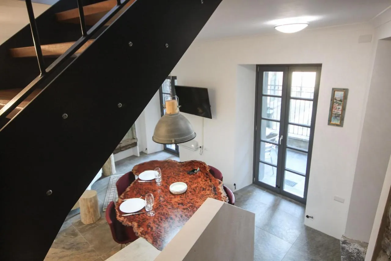 Villa Borgo Bolvedro Mezzegra 0*,