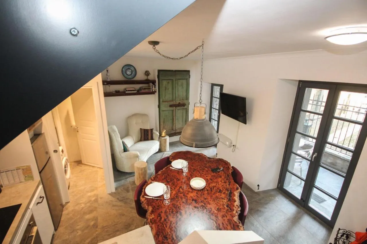 Villa Borgo Bolvedro Mezzegra 0*,